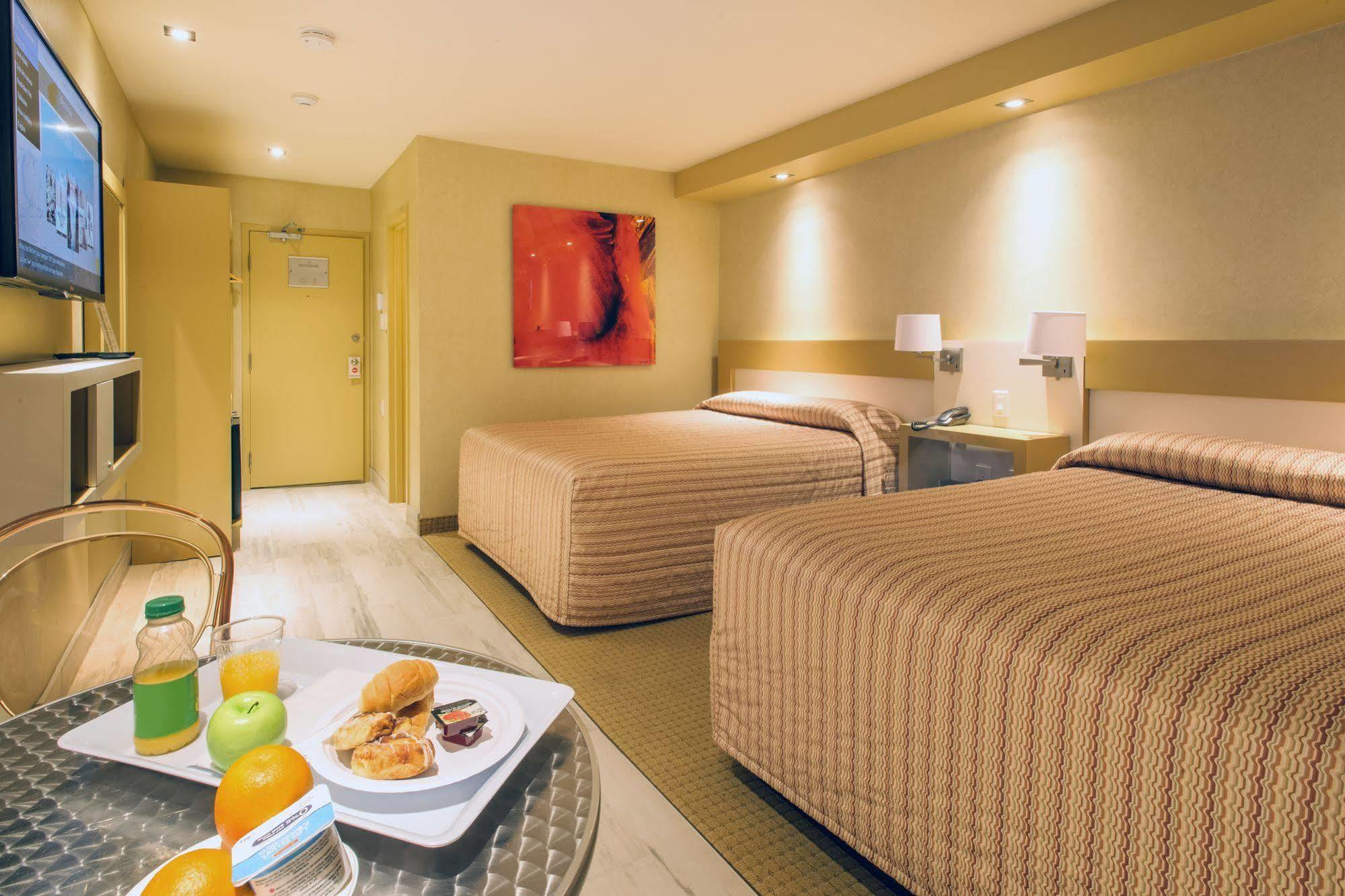 Le Chabrol Hotel & Suites Montréal Eksteriør bilde